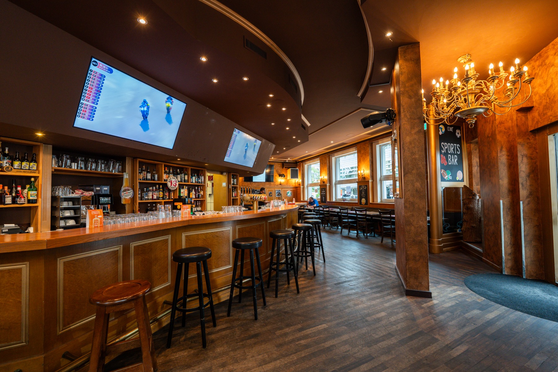 2. Akt Sports Bar – Bar-Fotos